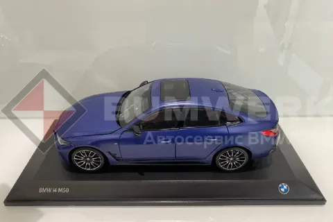 Миниатюра BMW  i4, масштаб 1:18 Фото 1